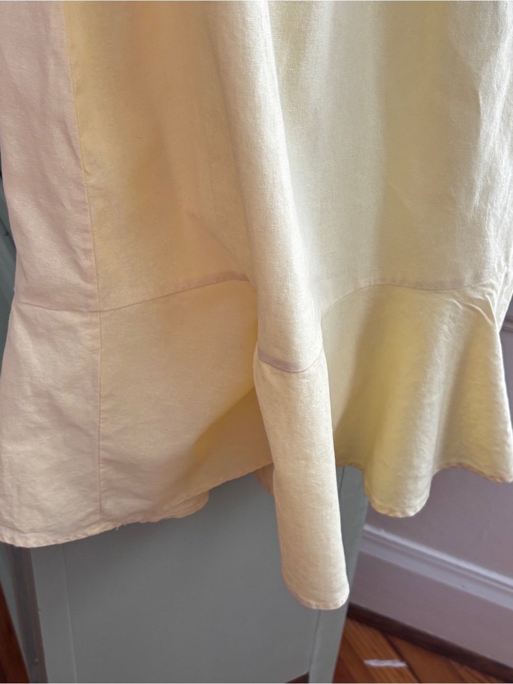 7 for all Mankind Linen / Cotton Butter Yellow Puff Sleeve Smocked Midi Dress - Picture 5 of 6